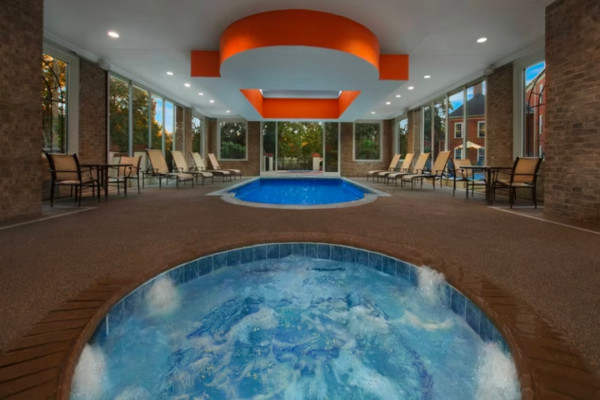 marriotts-manor-club04