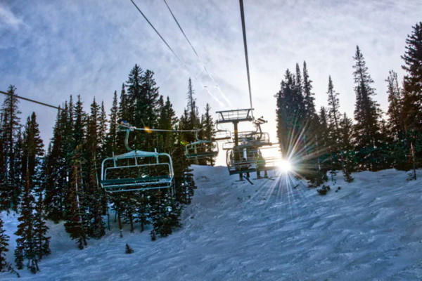 marriotts-summit-watch05